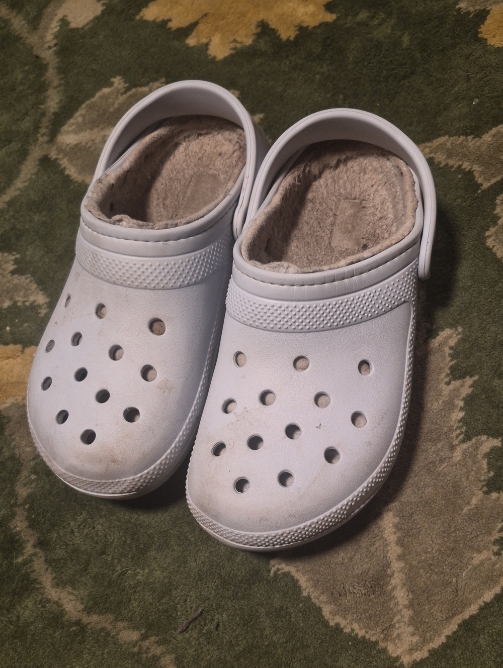 CROCS Kids White Fuzzy-Lined Clogs